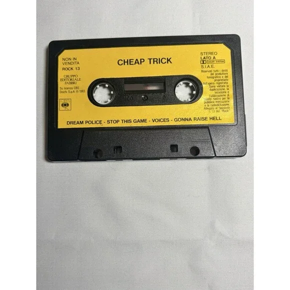 CHEAP TRICK – Rare Italian Import Promo Cassette Black Shell Yellow La